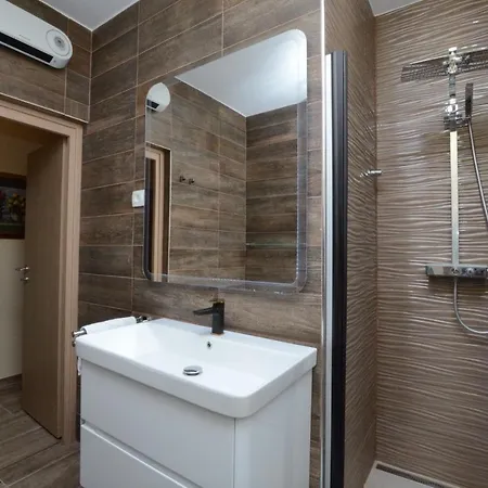 Apartment Bela Lovran