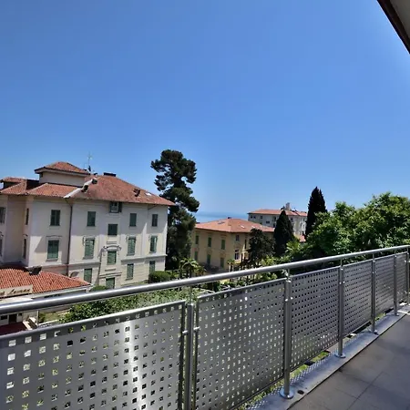 Bela Apartment Lovran