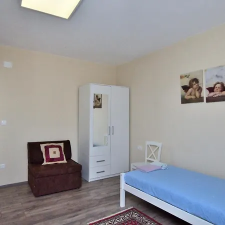 Apartment Bela *